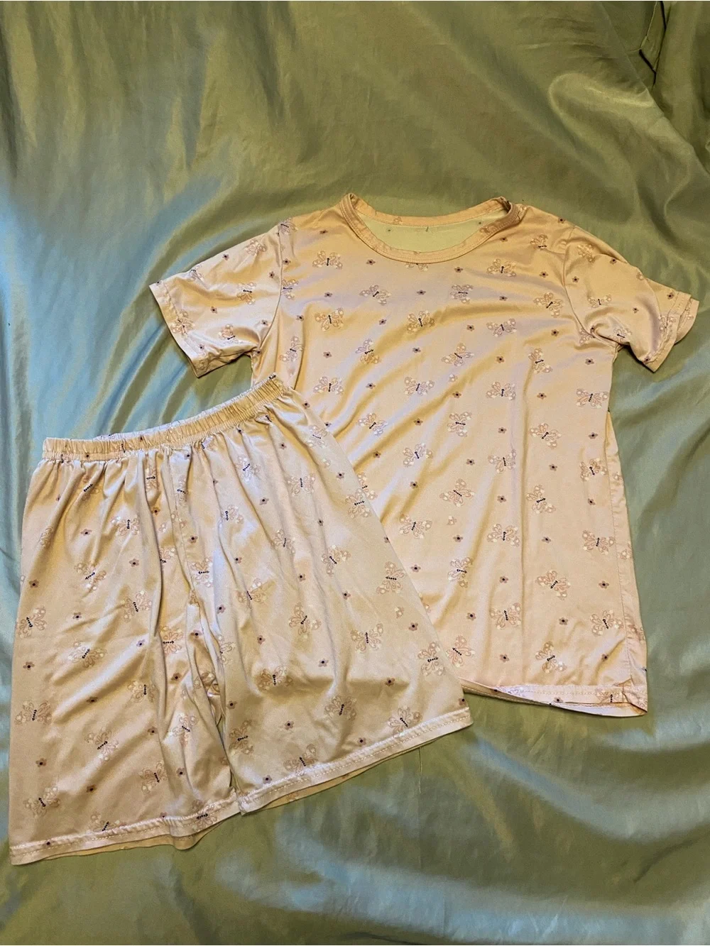 Kids Short Sleeve Pajama Set in Light Pink